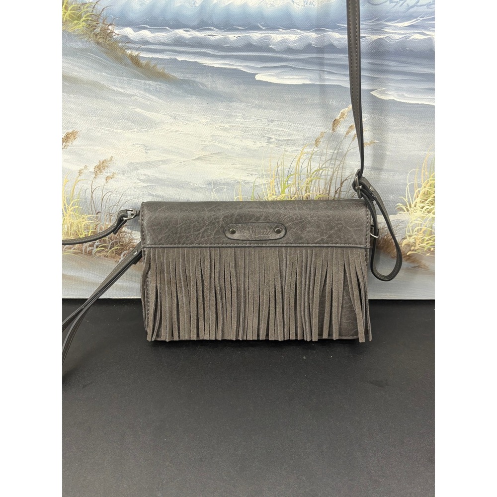 Simply Noelle Gray Fringe Crossbody Wallet Clutch Wristlet Boho Distressed